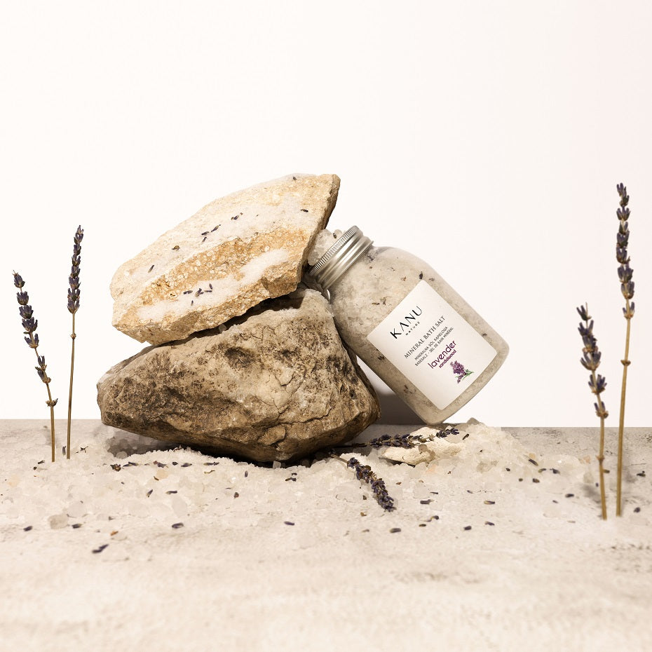 Kanu Nature - Mineralna Sól do Kąpieli - Lawenda i Drzewo Sandałowe - 350g